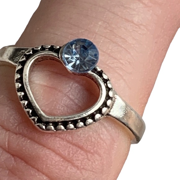 Light Blue Rhinestone & Silver Plated Heart Knuckle Ring Woman’s Girls Jewelry - Picture 8 of 9